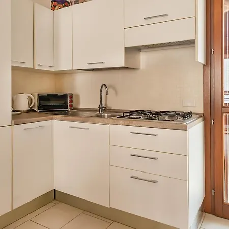 Welcomely - Rossini 2 Apartment